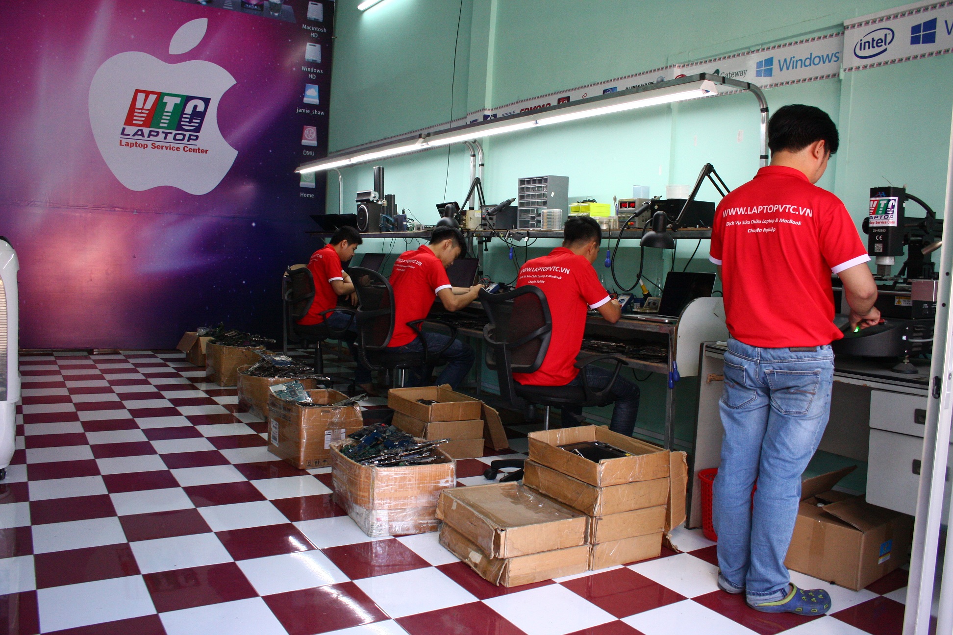 PHÒNG KỶ THUẬT TẠI CENTER BÌNH DƯƠNG